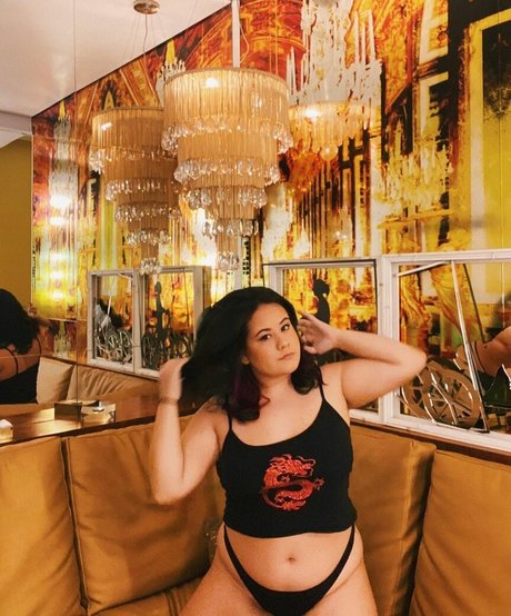 Karol Lannes pornographic star img