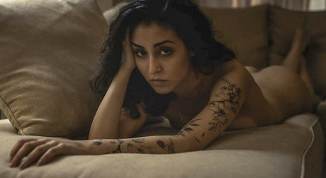 squirting orgasm onlyfans beautiful naked picture