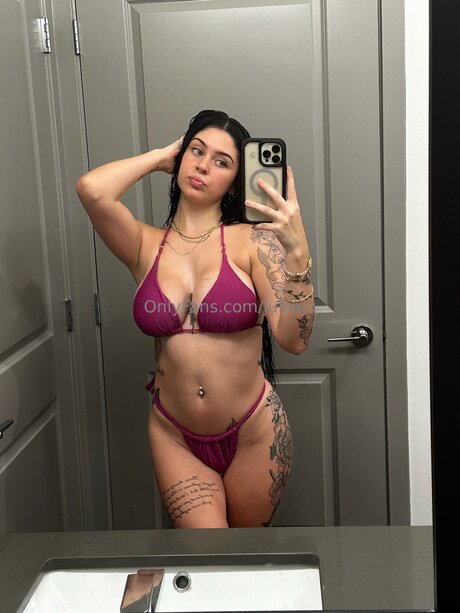 juliiajx nice model pic