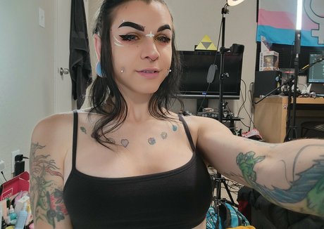 Echo Olsson xxx model pics