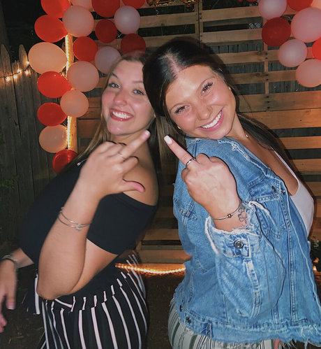 Lorraine De Souza sexy star image