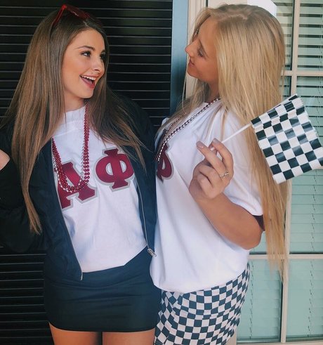 hot blonde onlyfans sexy nude pics