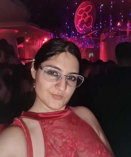 Ann Cygnus top star archive