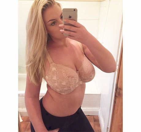 Annaliese Gann star best pic