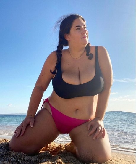 Caliope model naked pics