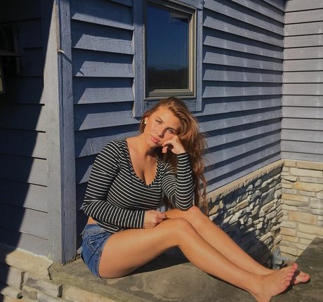 beauty curvy onlyfans sexy naked img