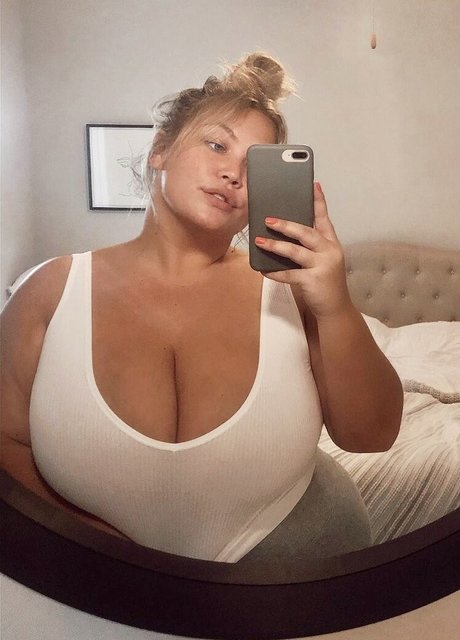 curly hair teen onlyfans nudes images