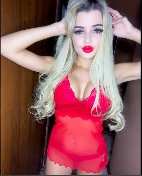 Justyna Jalowiecka art actress gallery