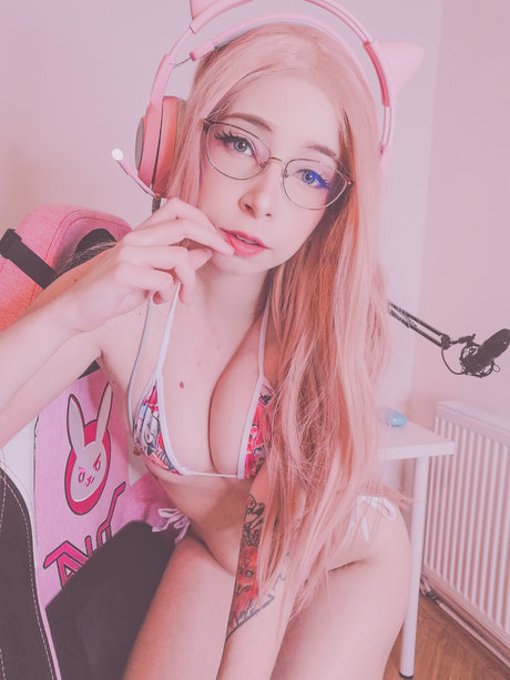 white shemale onlyfans porn pics