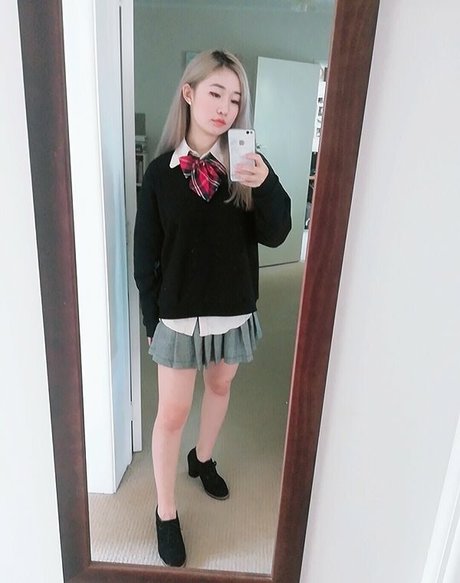 yueko free actress pics