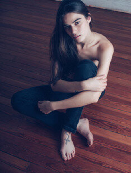 Carolina Garzon hd actress photos