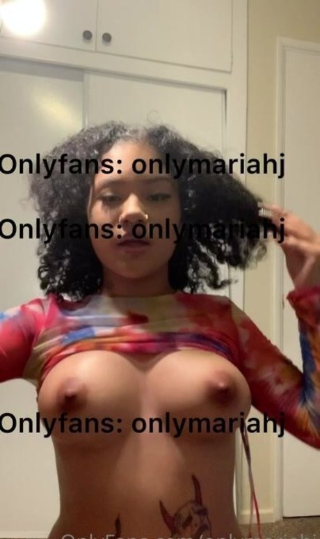 Mariahj exclusive model pic