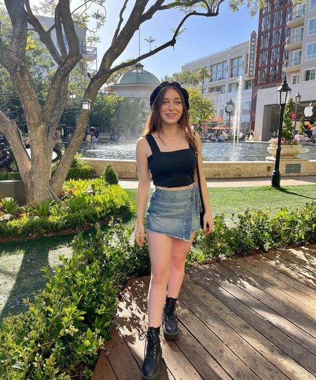 Angelica Trae model pretty pics