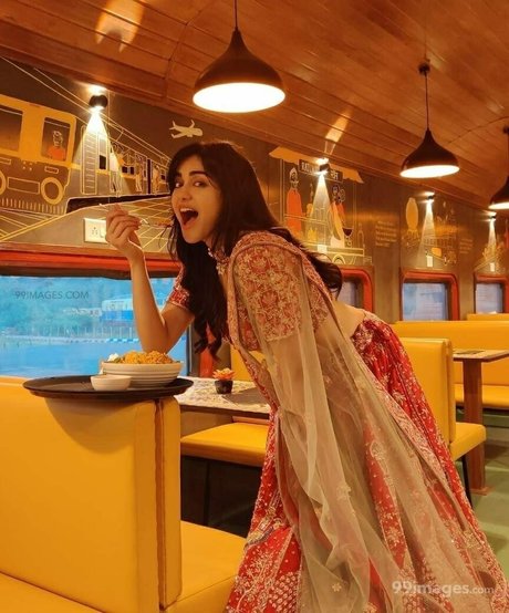 cute babe onlyfans sexy nudes gallery