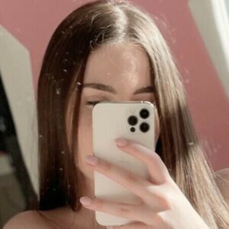 bikini model onlyfans erotic picture