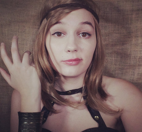 softlygaloshes naked actress photo