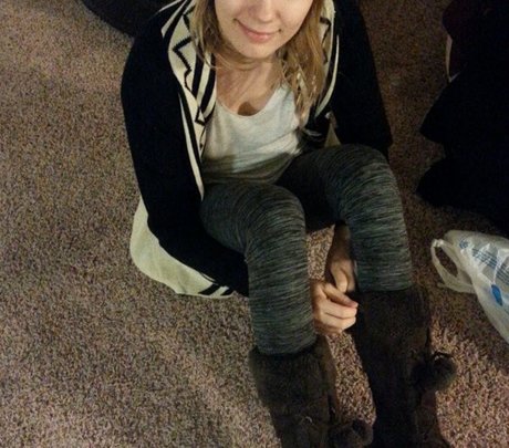 softlygaloshes pornstar nudes image