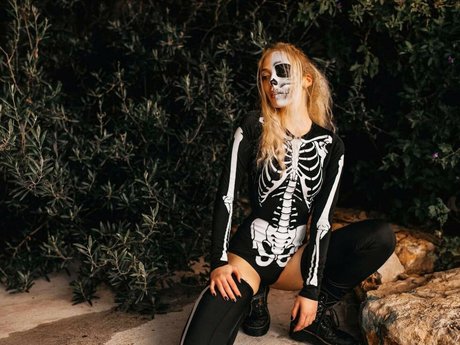 Tiny Miny Mo star perfect photos