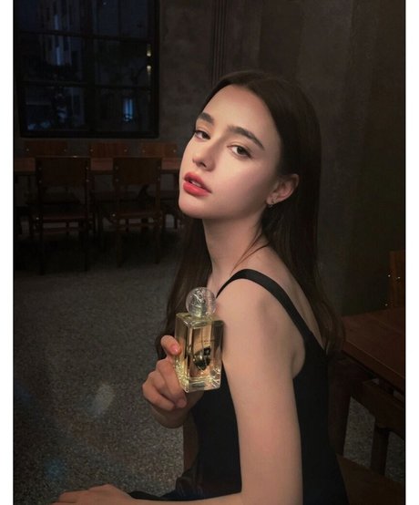 Dasha Tarab pornographic model image