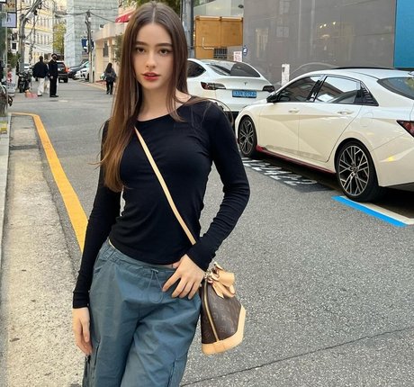 Dasha Tarab star porn galleries