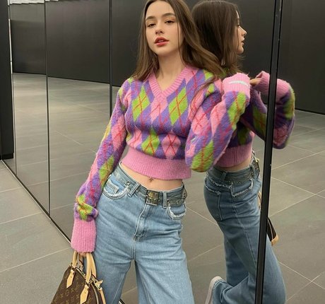 Dasha Tarab model pretty pics
