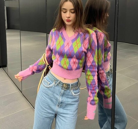 Dasha Tarab model art photo