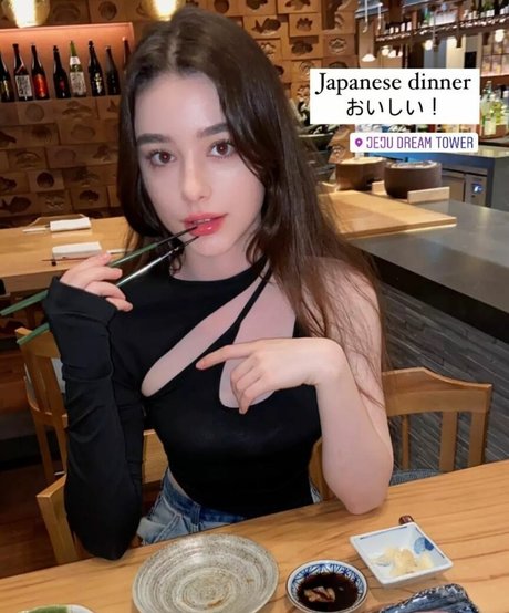 Dasha Tarab pretty model galleries