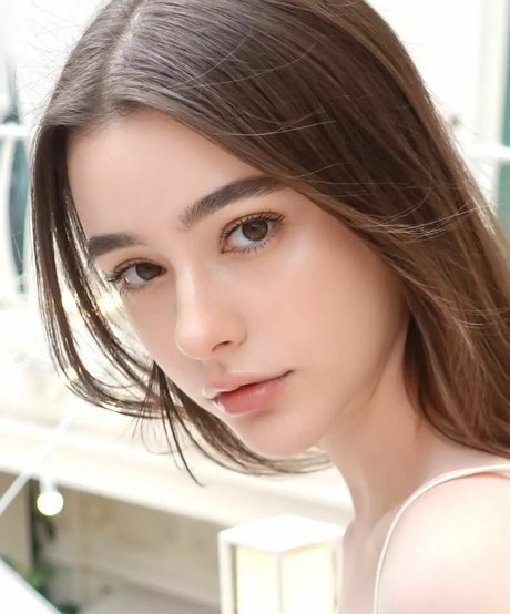 Dasha Tarab star high quality image