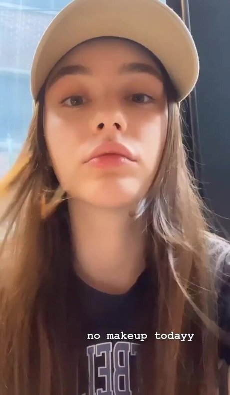 Dasha Tarab erotic model img