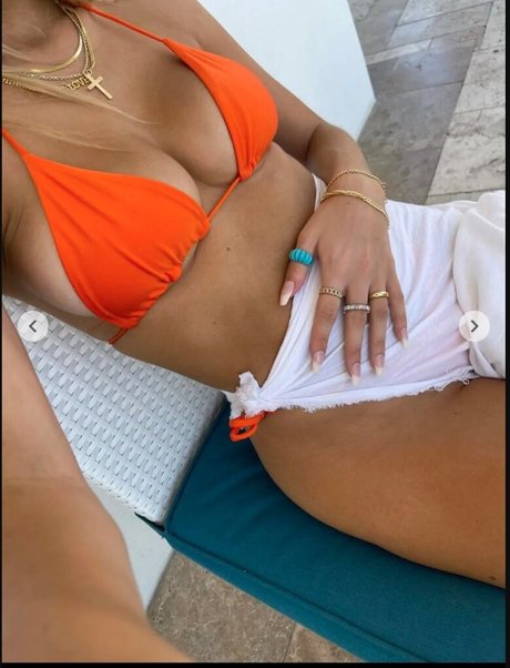 Courtney Antalek pornographic model picture