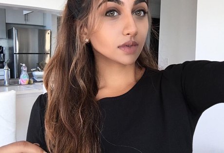 desixchick model nudes picture
