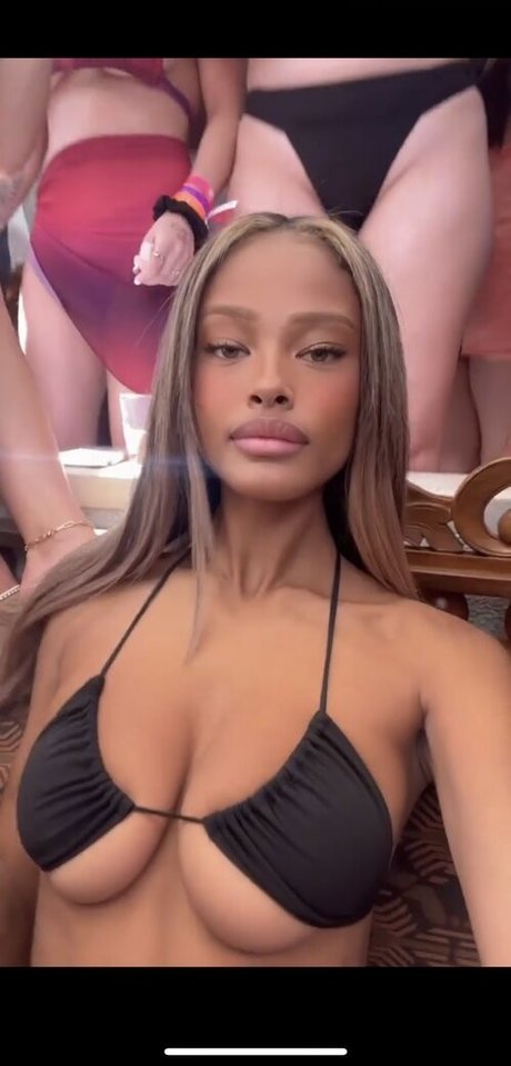 Vinetrria Vinetria erotic star img