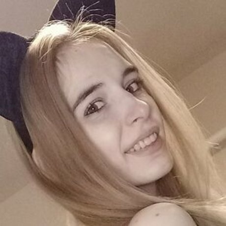 kami is lia01 art model picture