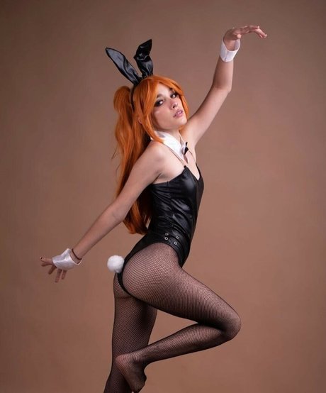 SarahIkiryuin model erotic image