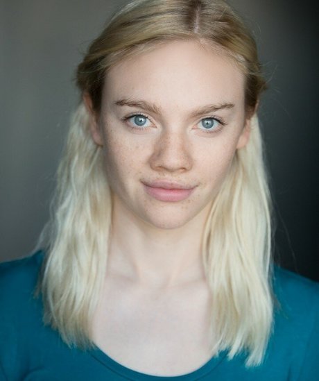 Aine Rose Daly porn model image