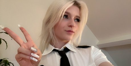 onnawi exclusive pornstar pic