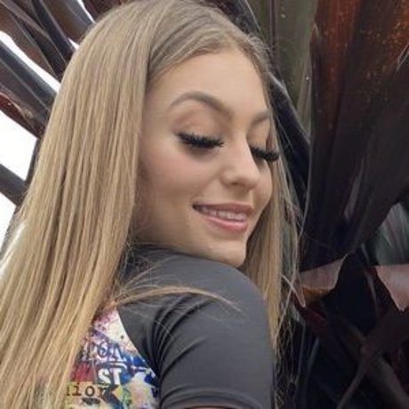 Hazeldreamvip porn model galleries