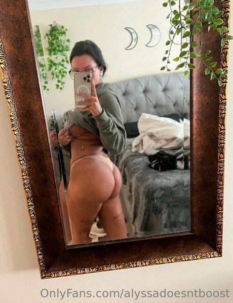 Alyssadoesntboost xxx model photos