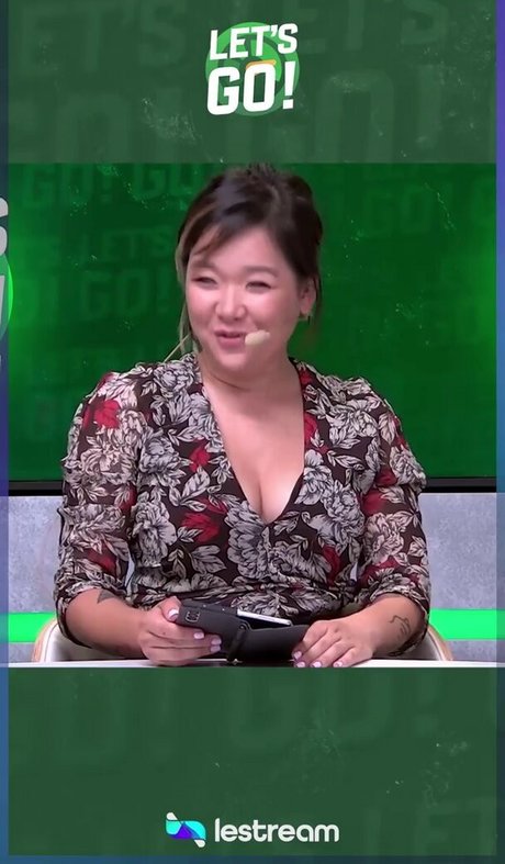 Marie C Palot sex model photo