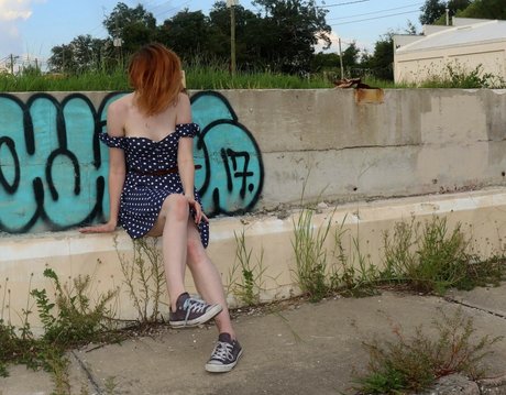 Snugs Snugglepunk star nudes galleries