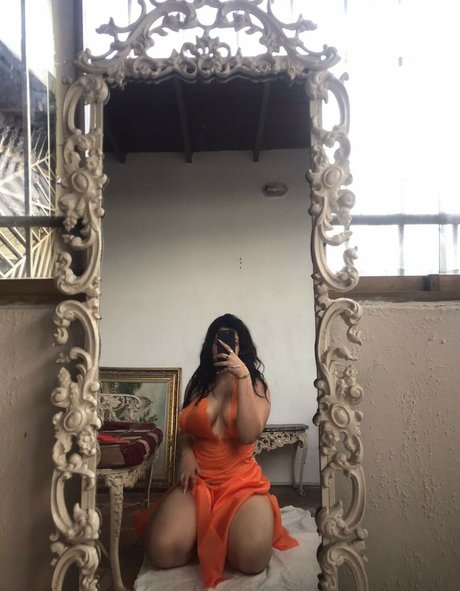 vviczsz pornstar nude image