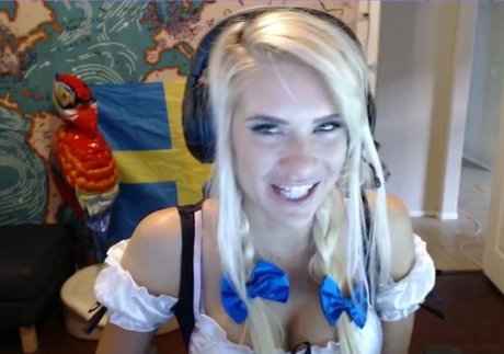 Legendarylea nice actress pic