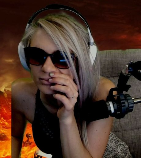 Legendarylea nude actress gallery