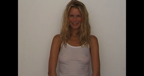 Claudia Schiffer model nude image