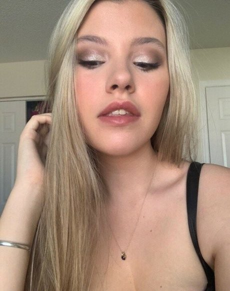 Becca Barnes model best photos