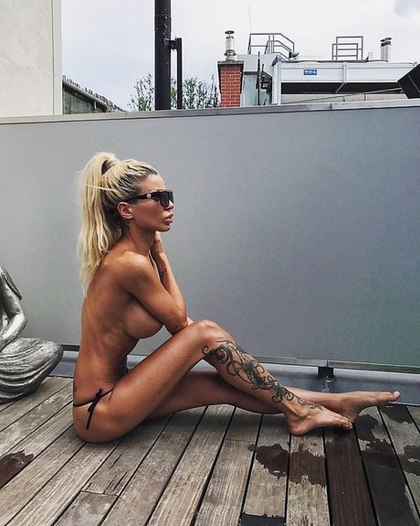 giant onlyfans pornographic photos