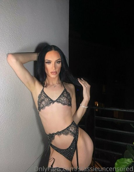 Anastsia Huff sexy star archive