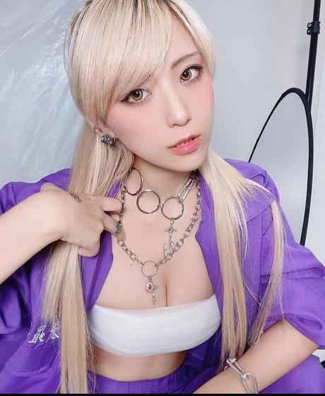 Tsunko pornographic actress photo