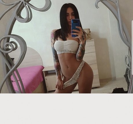 Daissy Rutti sex star archive