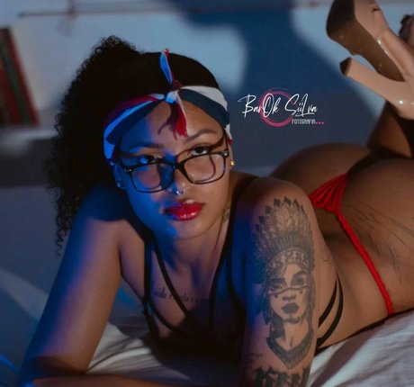 Carla Dias star sexy photos